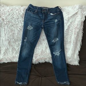 Lightly distressed skinny jeans